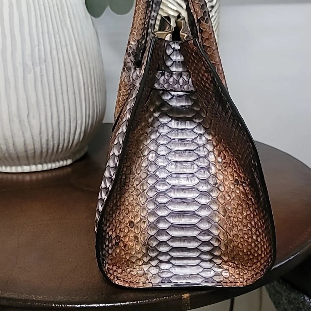 ♥️♥️♥️♥️♥️♥️💯 D'carlo GENUINE PHYTON STUNNING BAG BY D'Carlo 💯 HANDMADE !!! - Picture 7 of 12